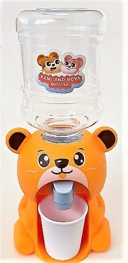 cute bear water dispenser toy for children mini drinking fountain pumps water juice milk drinking fountain simulation cartoon kitchen toy (bear) (random color) cute bear water dispenser toy for children mini drinking fountain pumps water juice milk drinking fountain simulation cartoon kitchen toy (bear) (random color)
